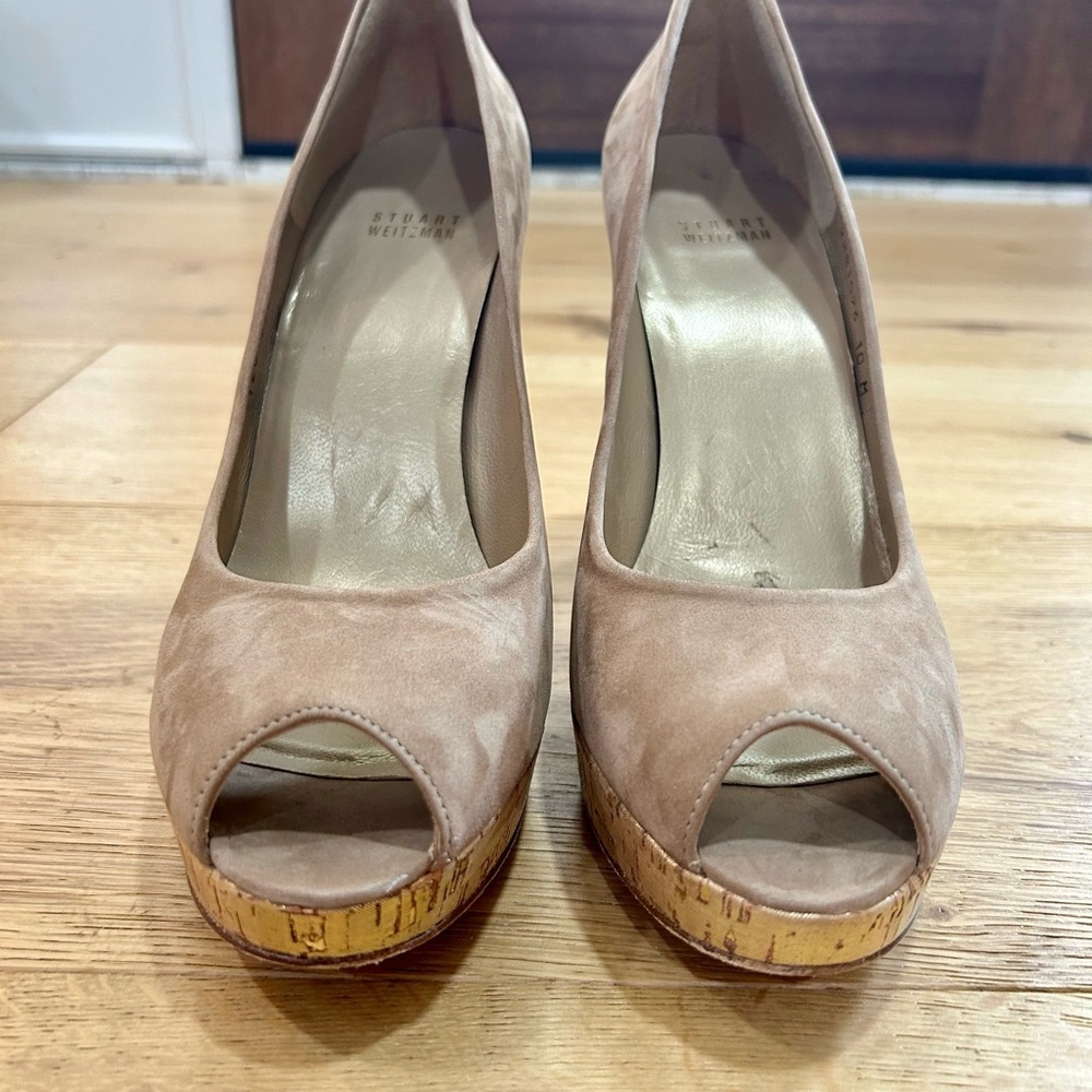 Stuart Weitzman Tan Suede Heels